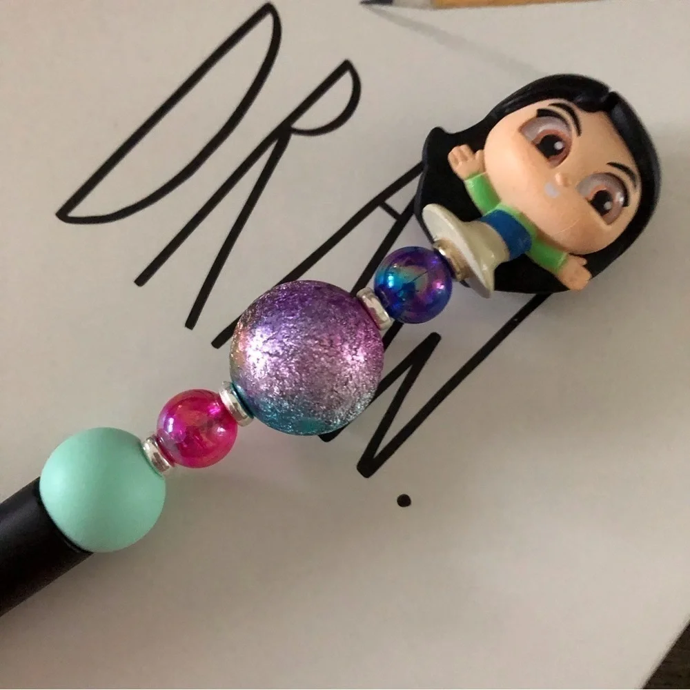 Disney Doorables: Mulan: Mulan handmade beaded pen